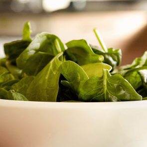 Spinach Salad With Martinelli’s Vinaigrette