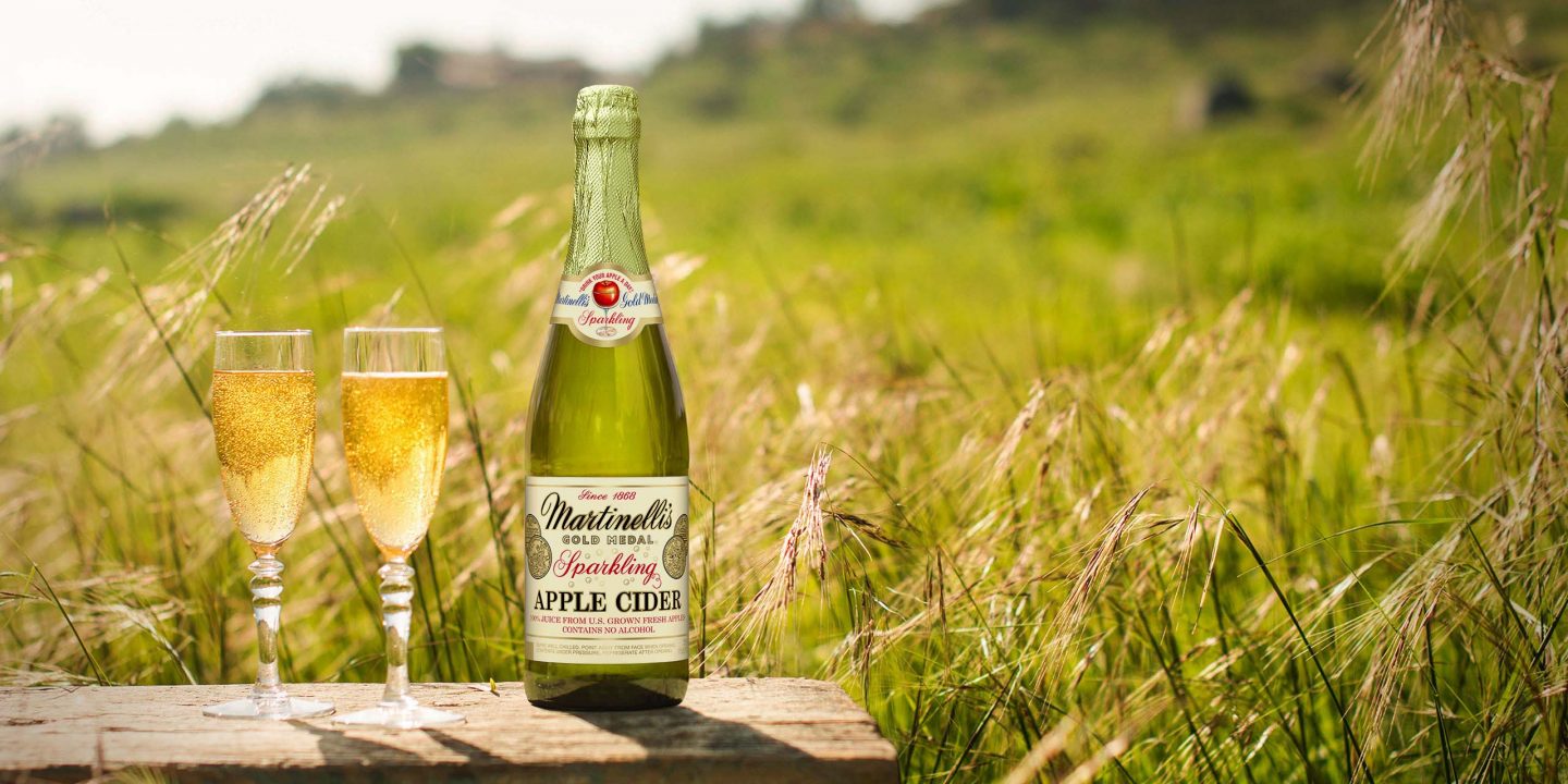 Classic Heritage Label Sparkling Cider 25.4 fl. oz.