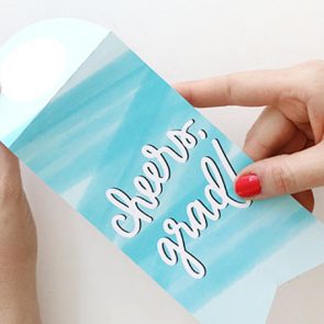 Grad Gift Idea: DIY Printable Bottle Tags