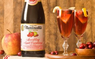 Sparkling Apple Cranberry Fizz