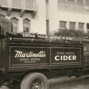 Martinelli’s Restores 1932 Ford Model B Delivery Truck