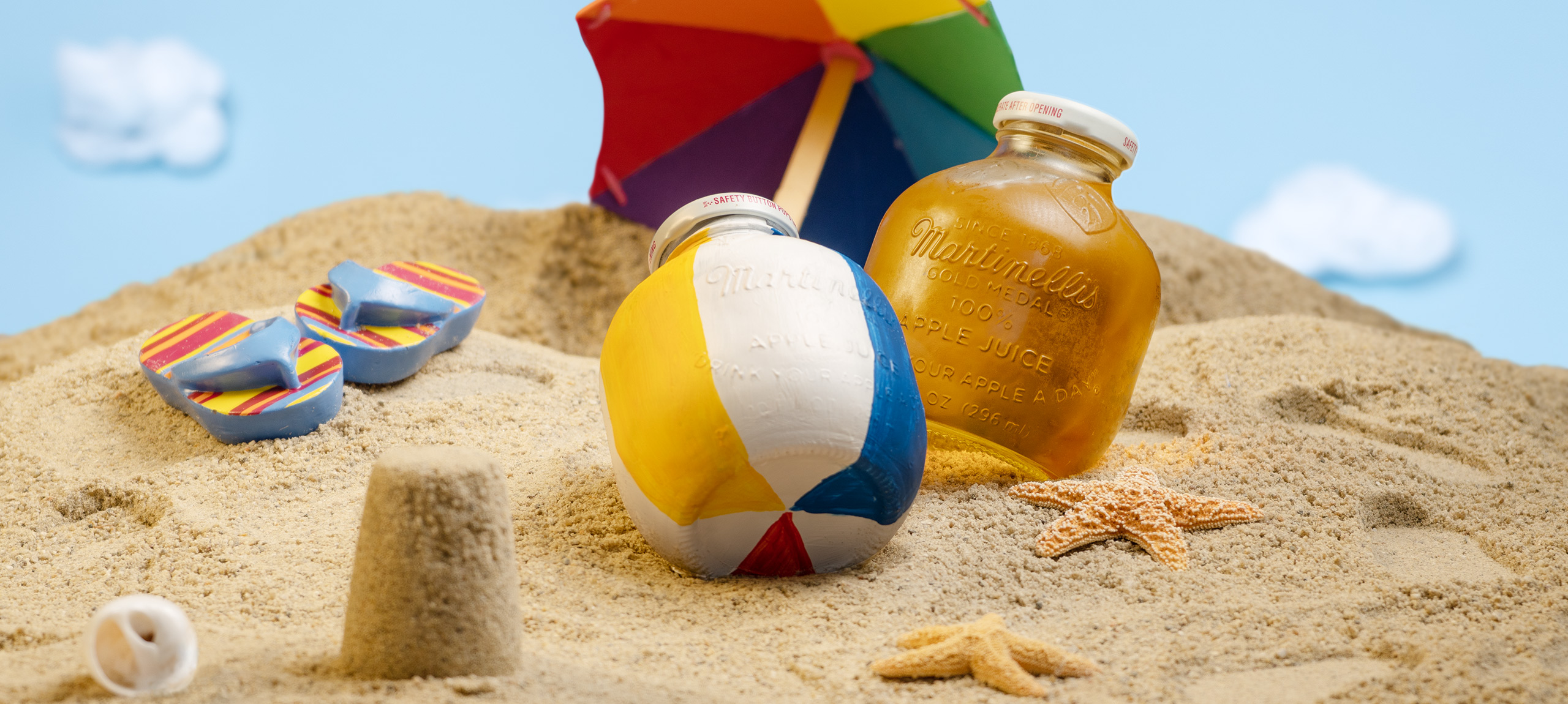 Martinelli's Summer Craft Beach Scene