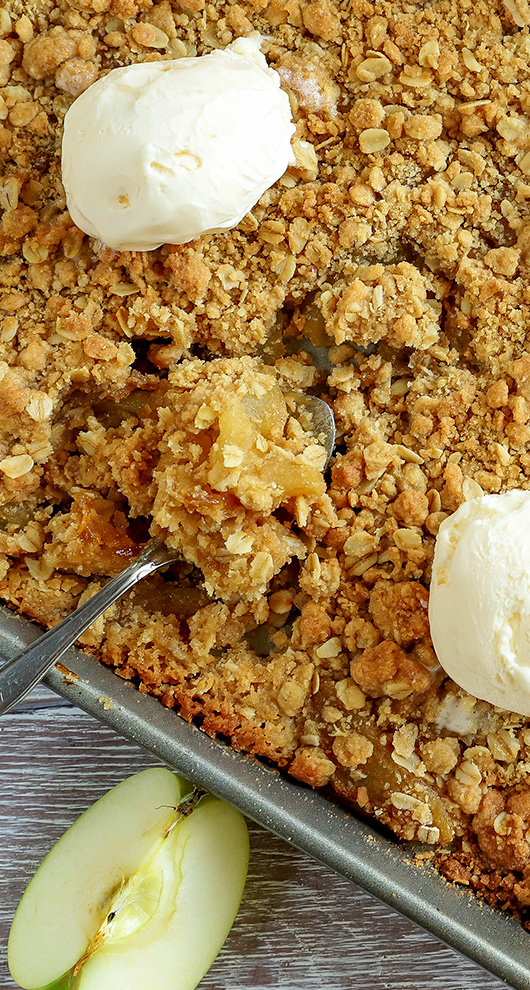 Sheet Pan Apple Crisp