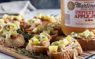 Apple Blue Cheese Crostini