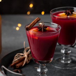 Holiday Non-alcoholic Glogg