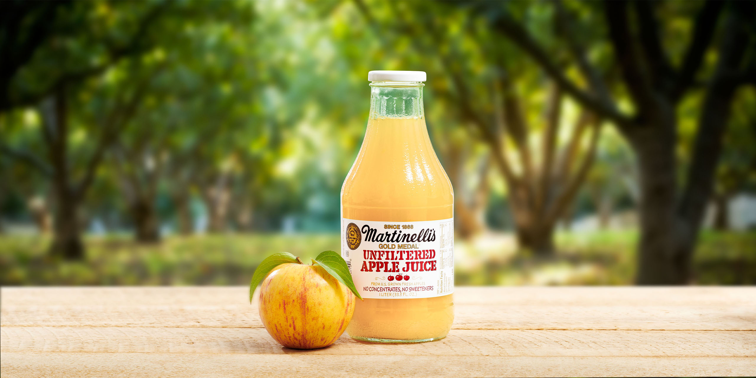 Martinelli's Apple Juice - 1 Liter Bottle