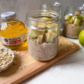 Apple Cinnamon Overnight Oats